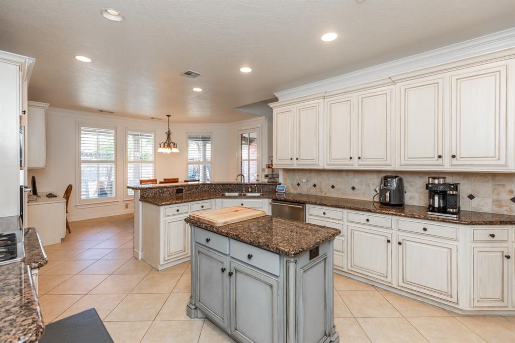 7790 Deerchase Drive, Beaumont, Texas image 10