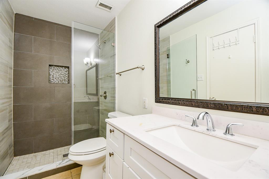 500 N Post Oak Lane, Houston, Texas image 29