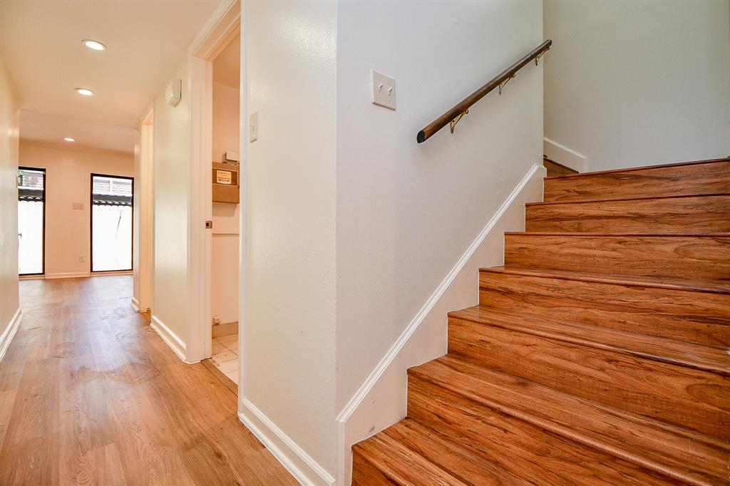 500 N Post Oak Lane, Houston, Texas image 11