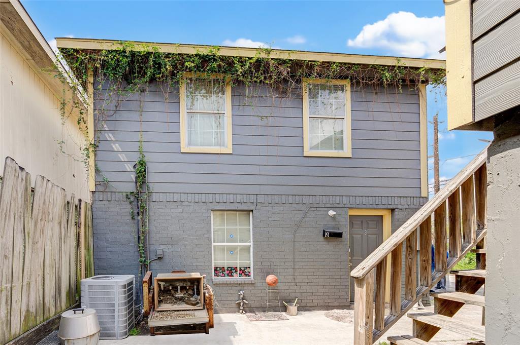 412 N 8th Street