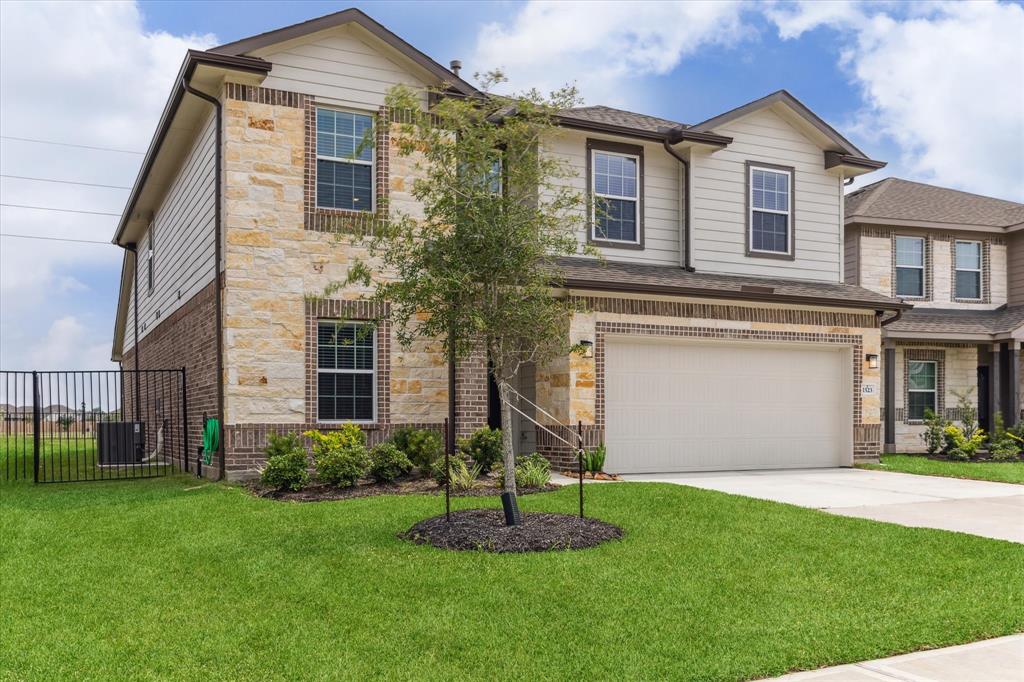 1523 Alpine Drive, Rosharon, Texas image 2