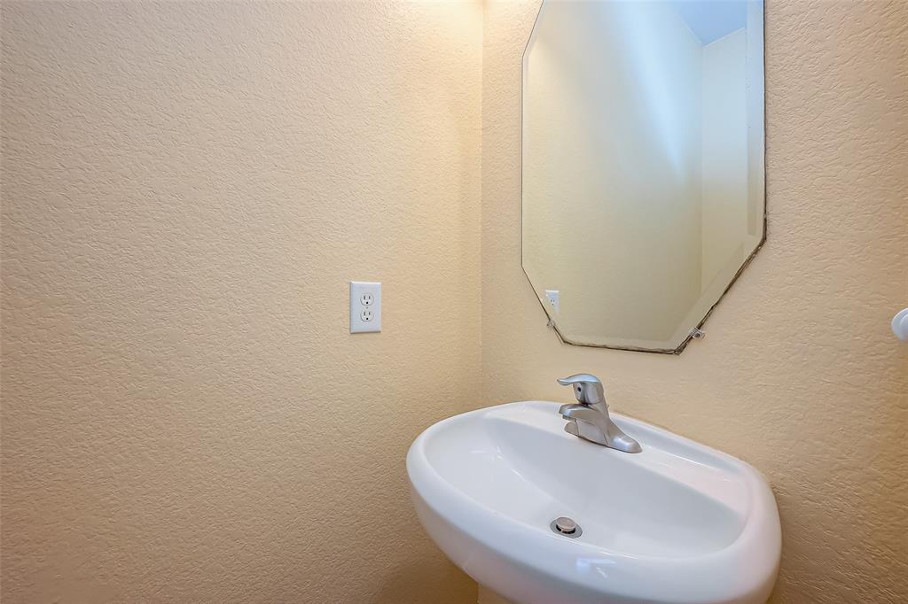 2823 Empire Oaks Lane, Katy, Texas image 10