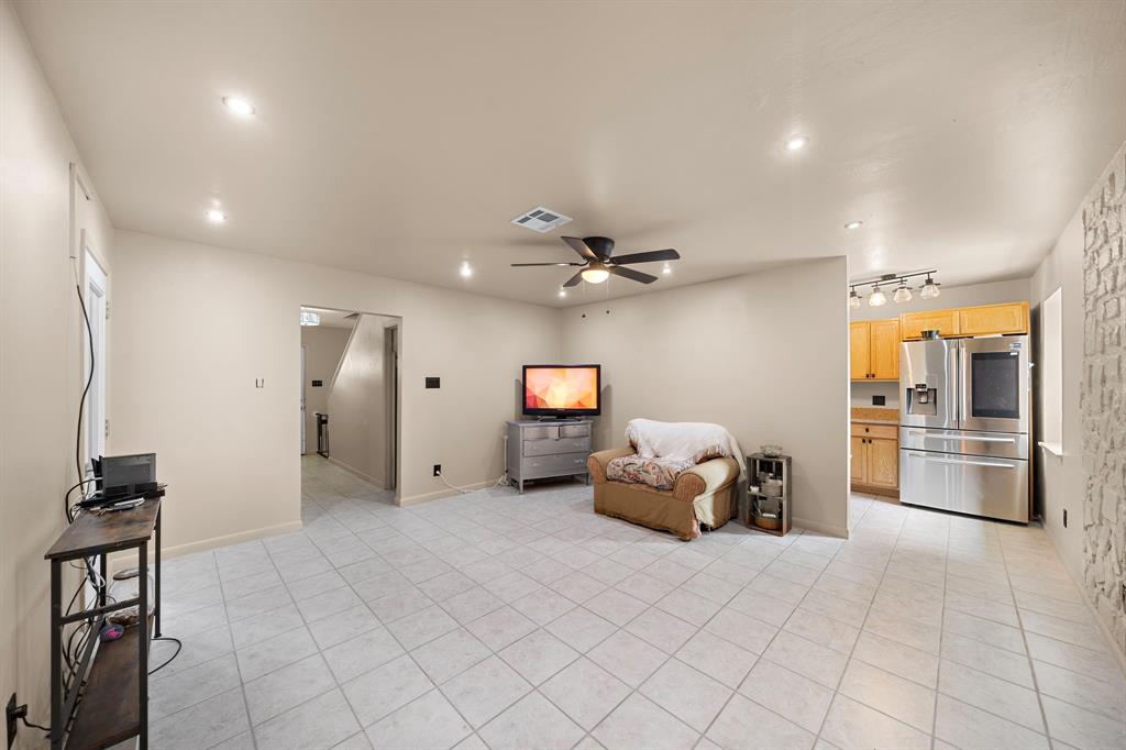 741 Rutgers Lane, Deer Park, Texas image 4