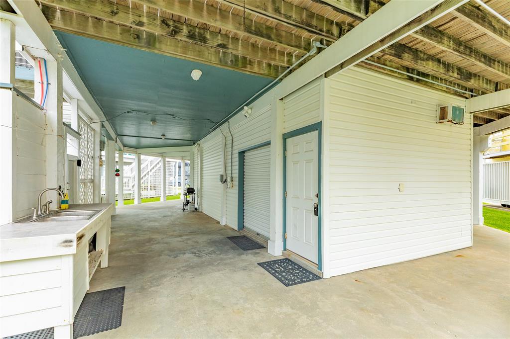 4119 Campeche Drive, Galveston, Texas image 10