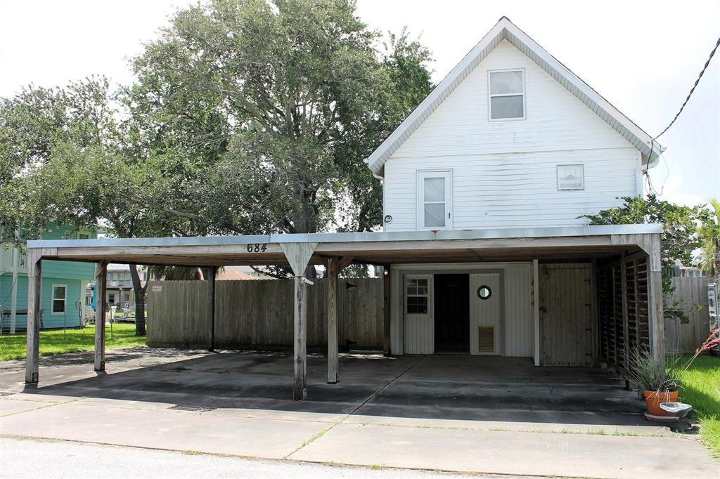 684 Warsaw Street