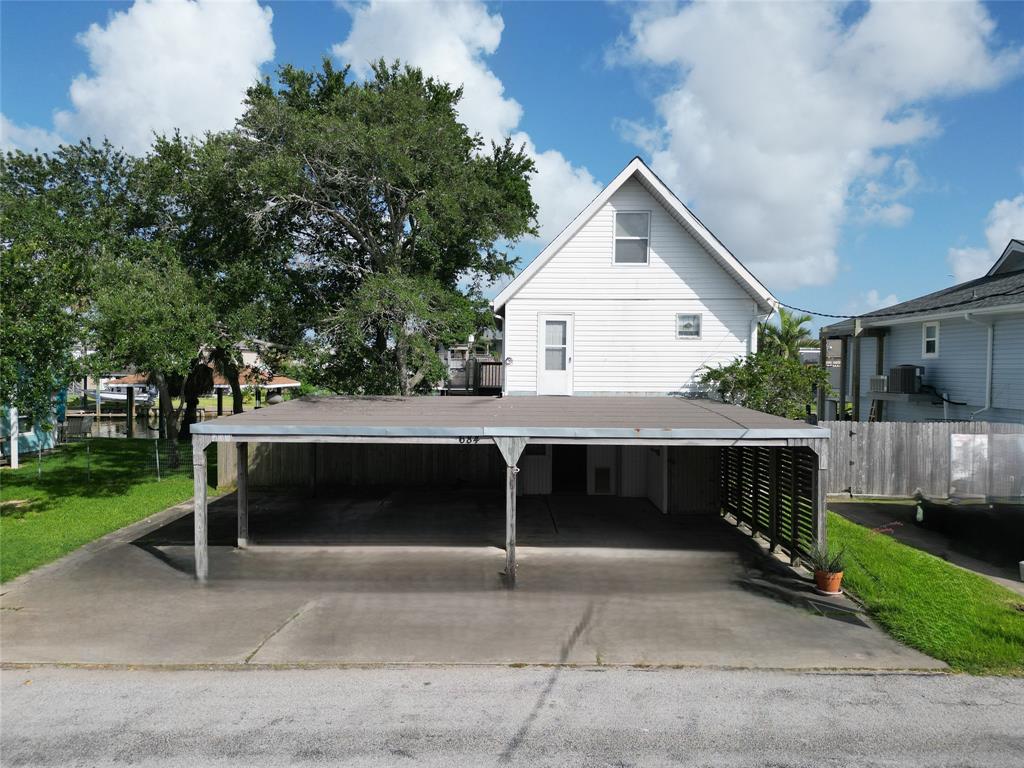 684 Warsaw Street
