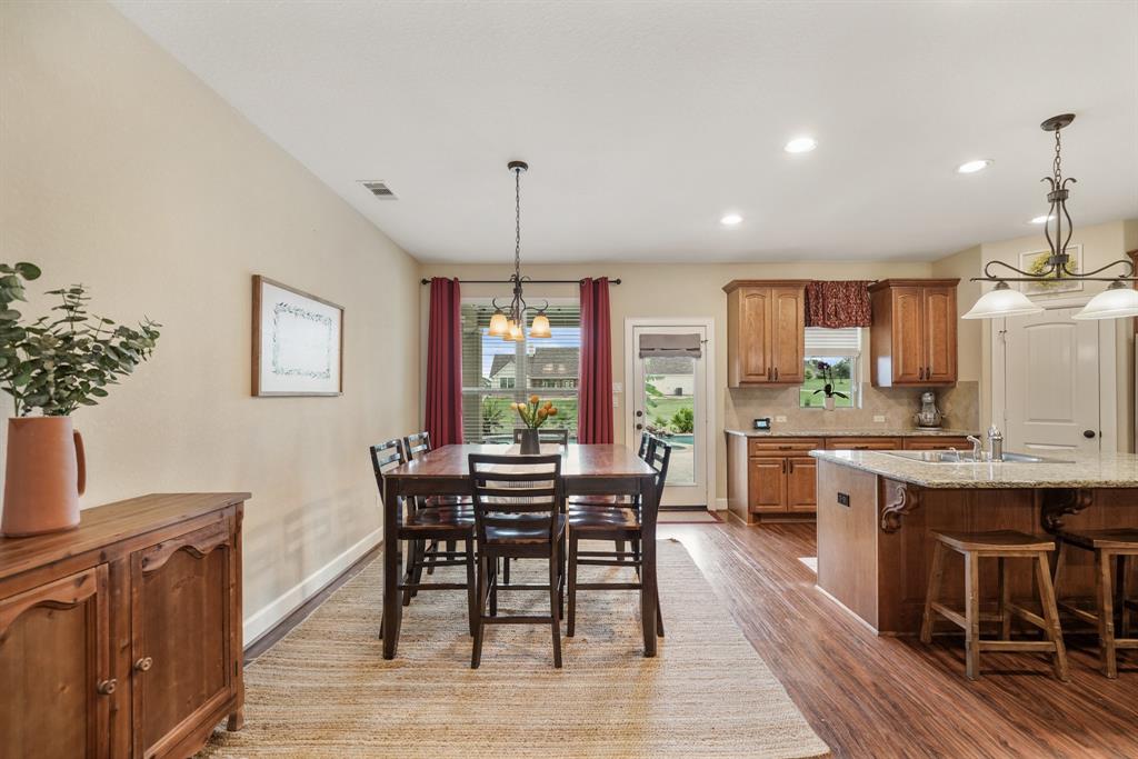 586 Ruby Drive, Bellville, Texas image 14