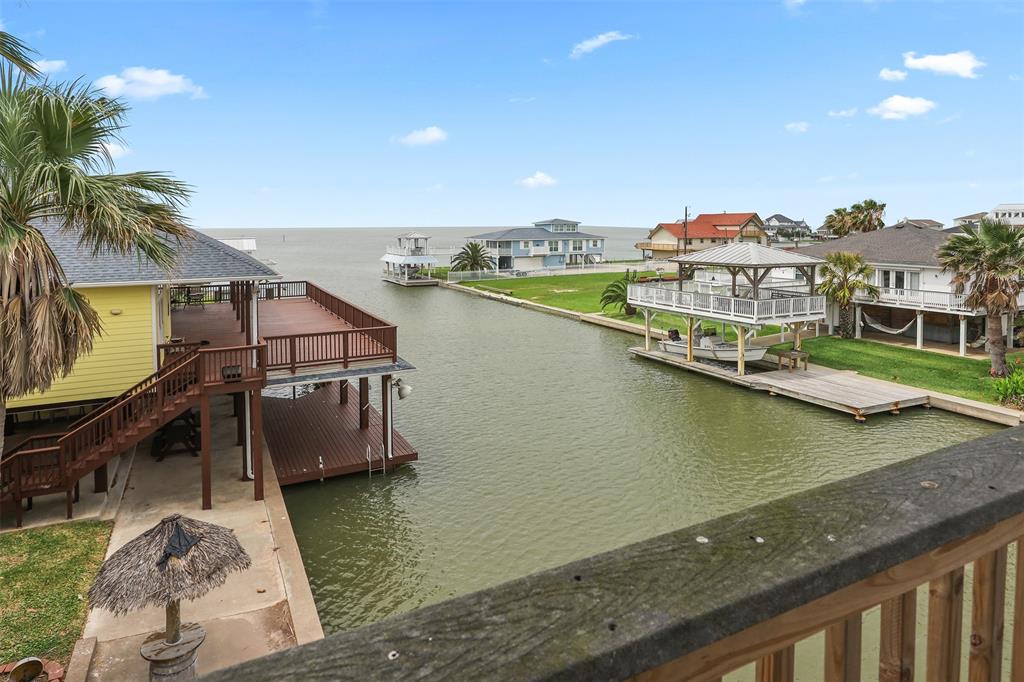 3802 Tidewater Dr, Galveston, Texas image 37