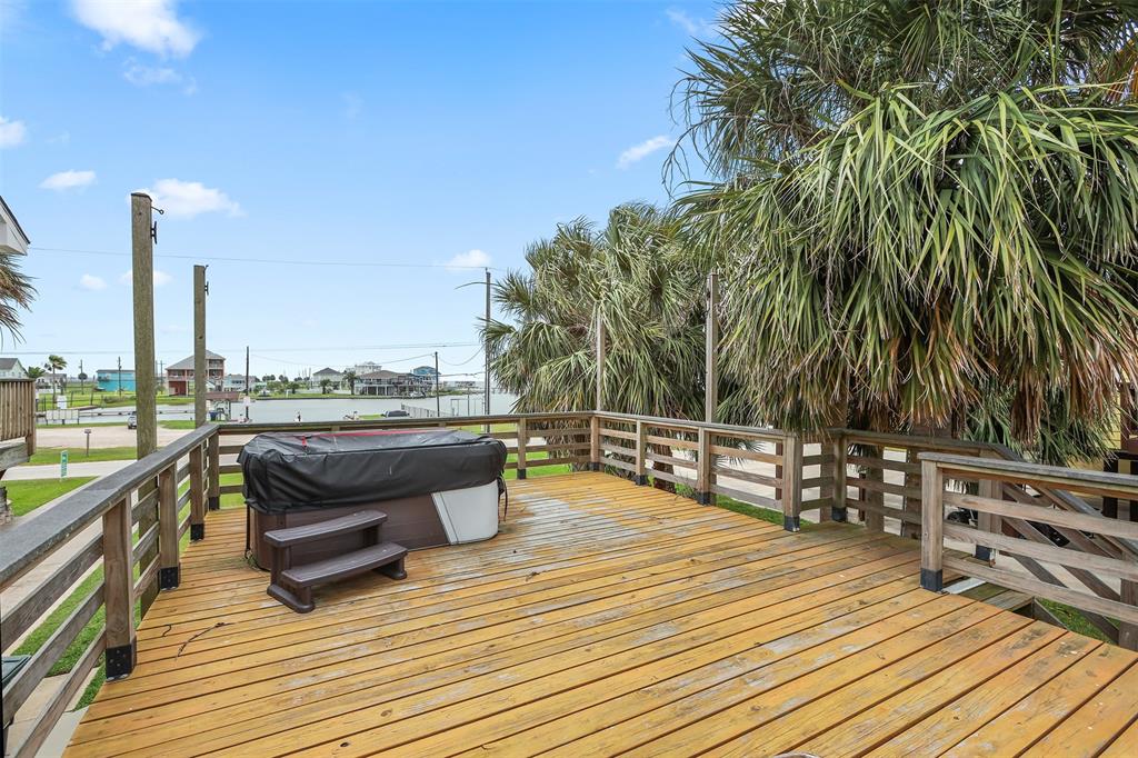 3802 Tidewater Dr, Galveston, Texas image 45