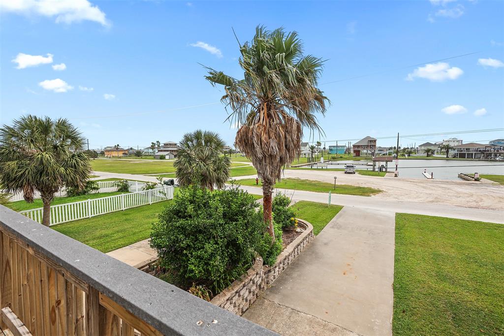 3802 Tidewater Dr, Galveston, Texas image 31