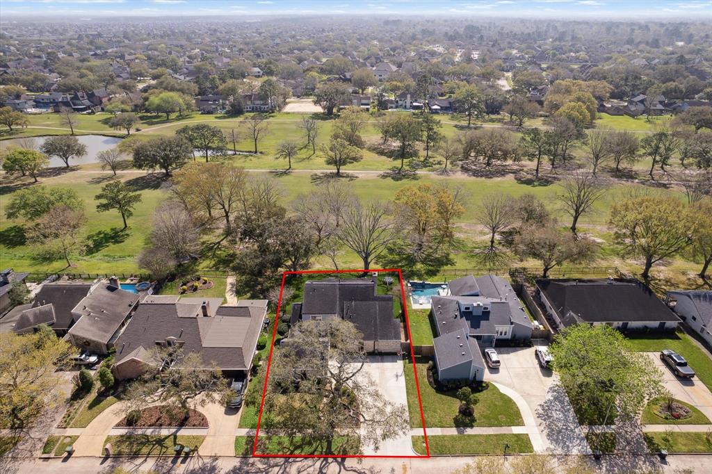 2303 Fairway Circle, Pearland, Texas image 45