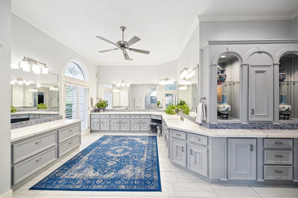 1623 Scenic Shore Drive, Kingwood, Texas image 29
