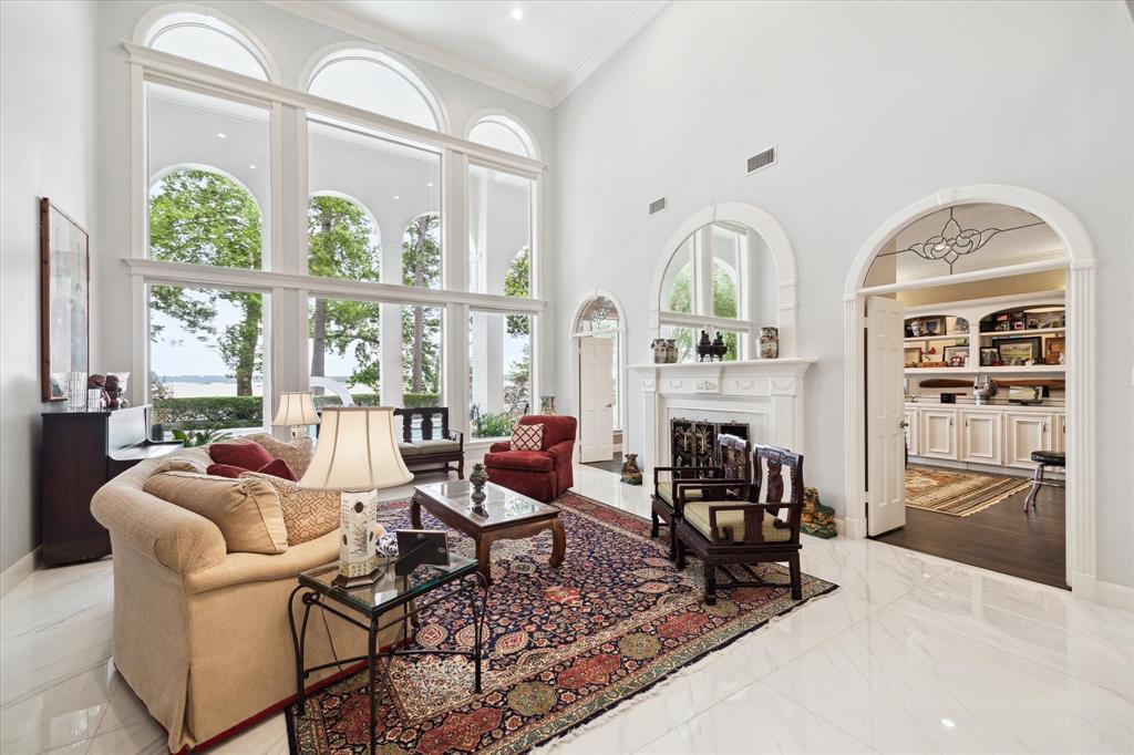 1623 Scenic Shore Drive, Kingwood, Texas image 12