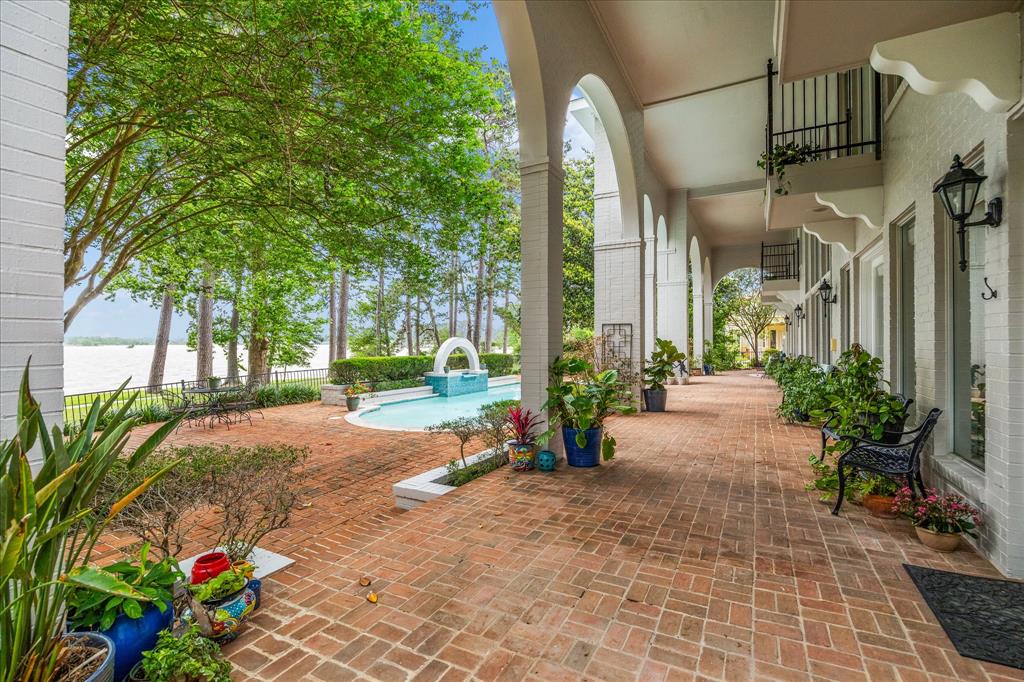 1623 Scenic Shore Drive