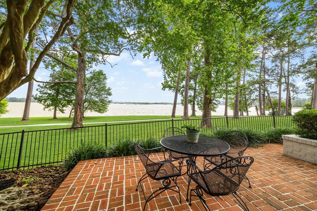 1623 Scenic Shore Drive