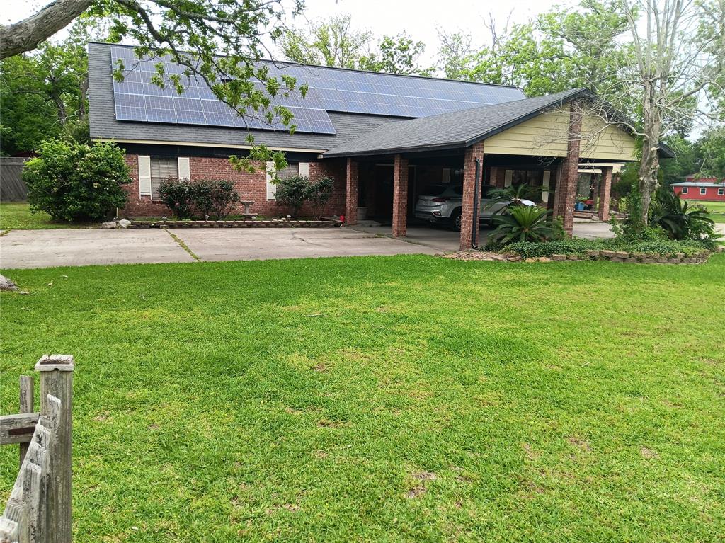 7824 Pecan Forest Lane, Baytown, Texas image 1