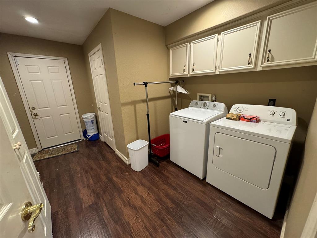 7824 Pecan Forest Lane, Baytown, Texas image 7