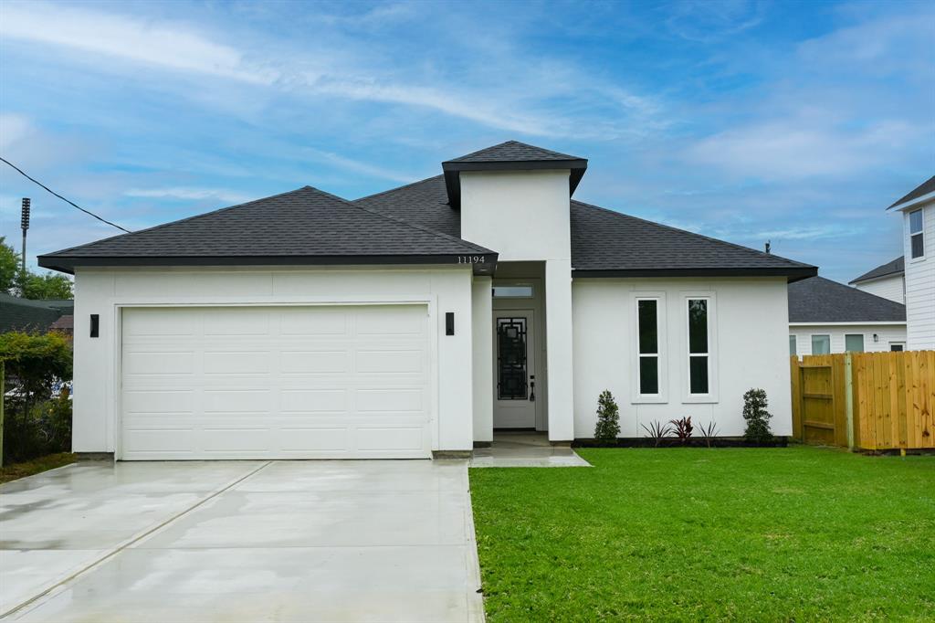 11194 Fieldcrest Drive, La Porte, Texas image 8
