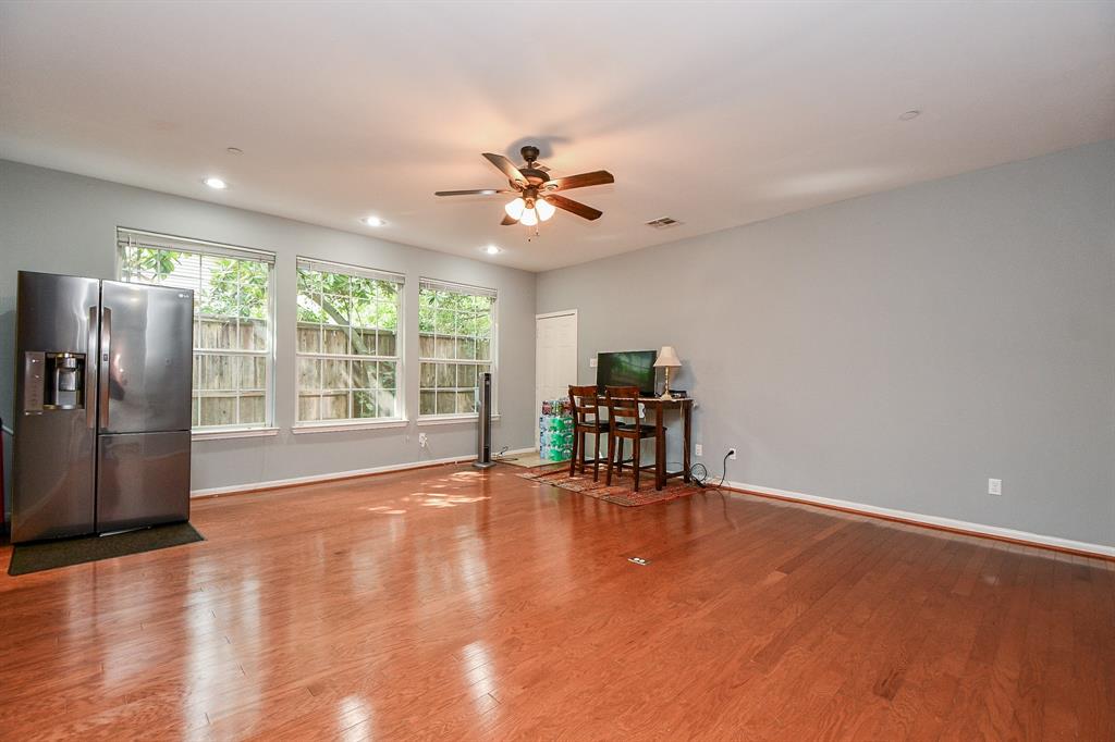 4912 Bellaire Boulevard, Bellaire, Texas image 32