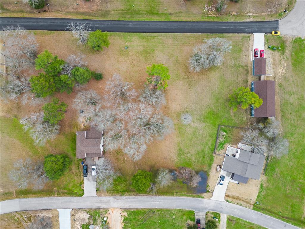 151 Wildwood Lake Drive, Huntsville, Texas image 6