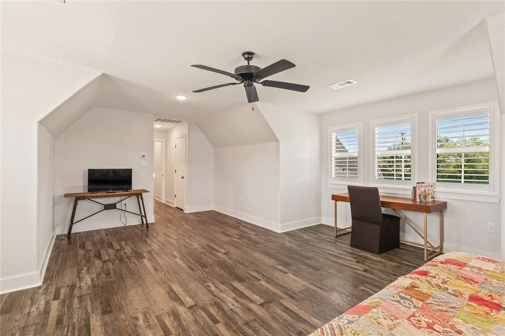 1 Harvest Glen, Angleton, Texas image 35