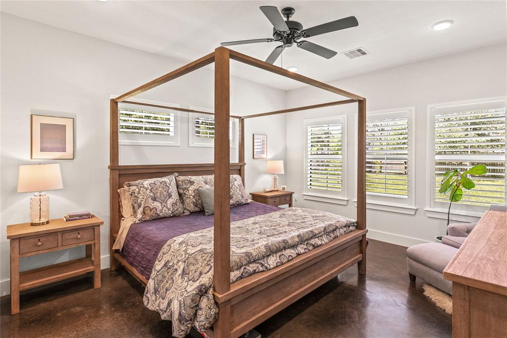 1 Harvest Glen, Angleton, Texas image 25
