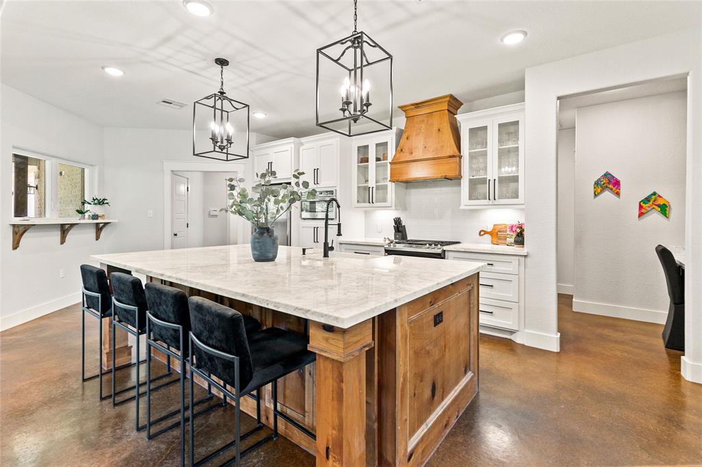 1 Harvest Glen, Angleton, Texas image 13