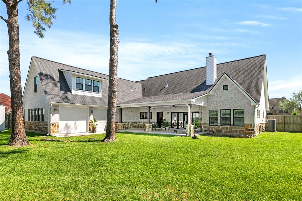 1 Harvest Glen, Angleton, Texas image 20