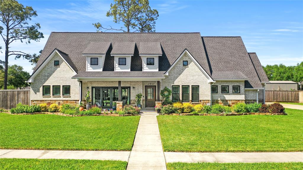1 Harvest Glen, Angleton, Texas image 1