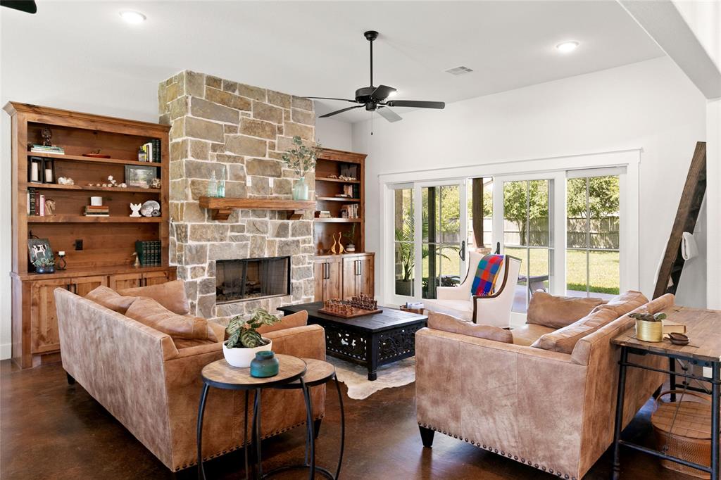 1 Harvest Glen, Angleton, Texas image 8