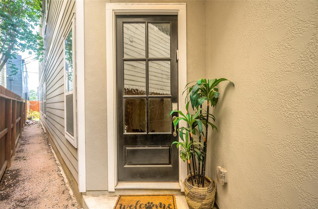 5014 Lillian Street, Houston, Texas image 2