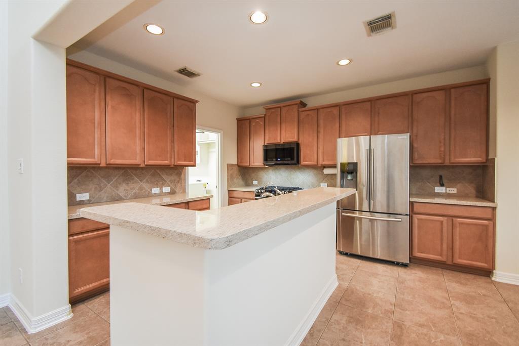 28015 Silverstream Court, Fulshear, Texas image 14