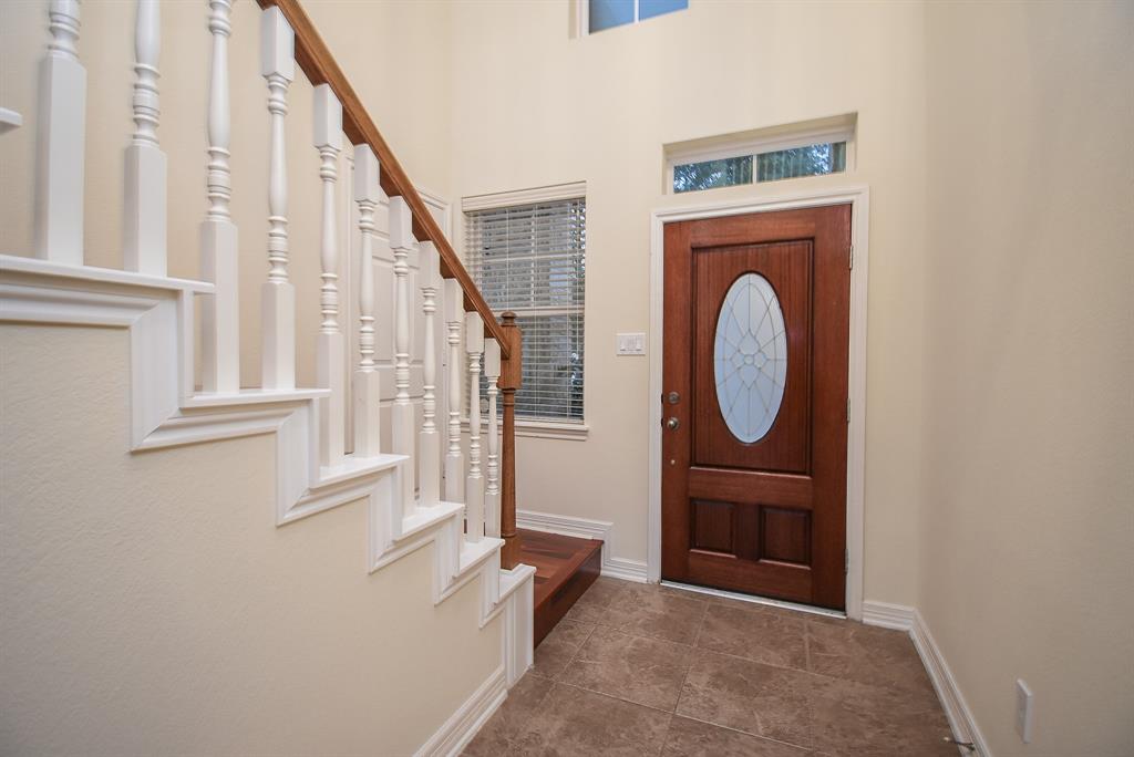 28015 Silverstream Court, Fulshear, Texas image 4