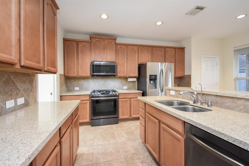 28015 Silverstream Court, Fulshear, Texas image 15
