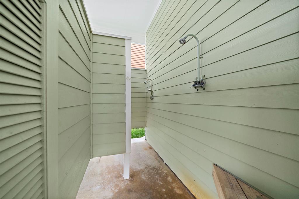 3830 Wentletrap, Galveston, Texas image 38