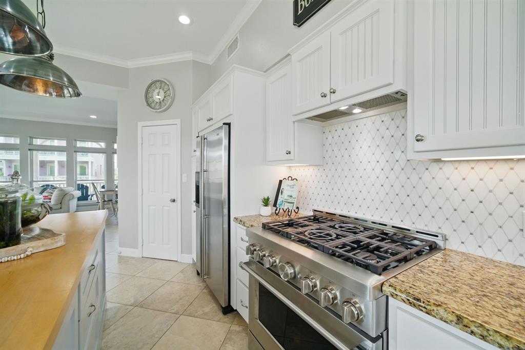 3830 Wentletrap, Galveston, Texas image 17