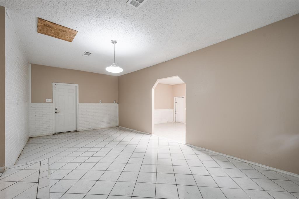 412 Kentucky Street, Liberty, Texas image 24