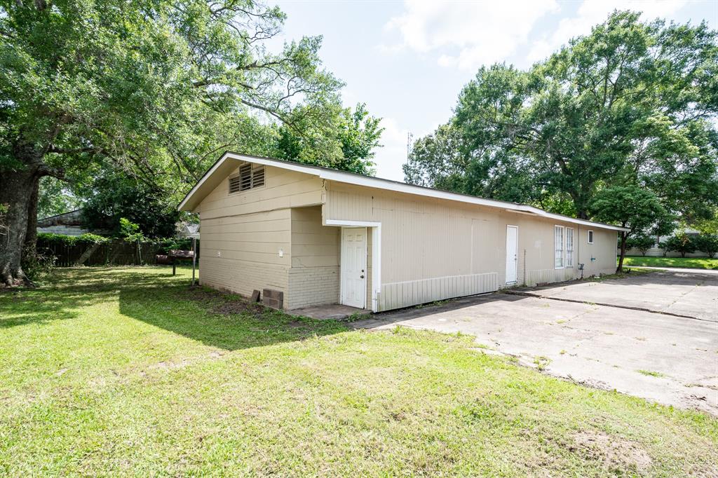 412 Kentucky Street, Liberty, Texas image 27