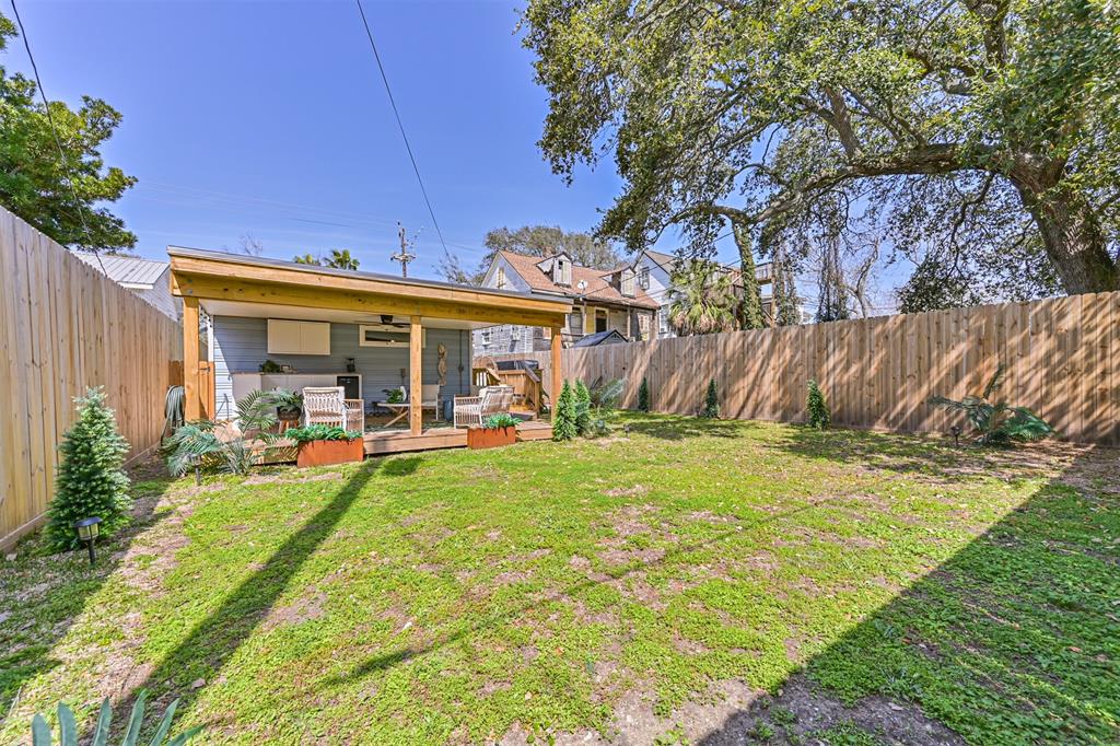 1615 Avenue L, Galveston, Texas image 45