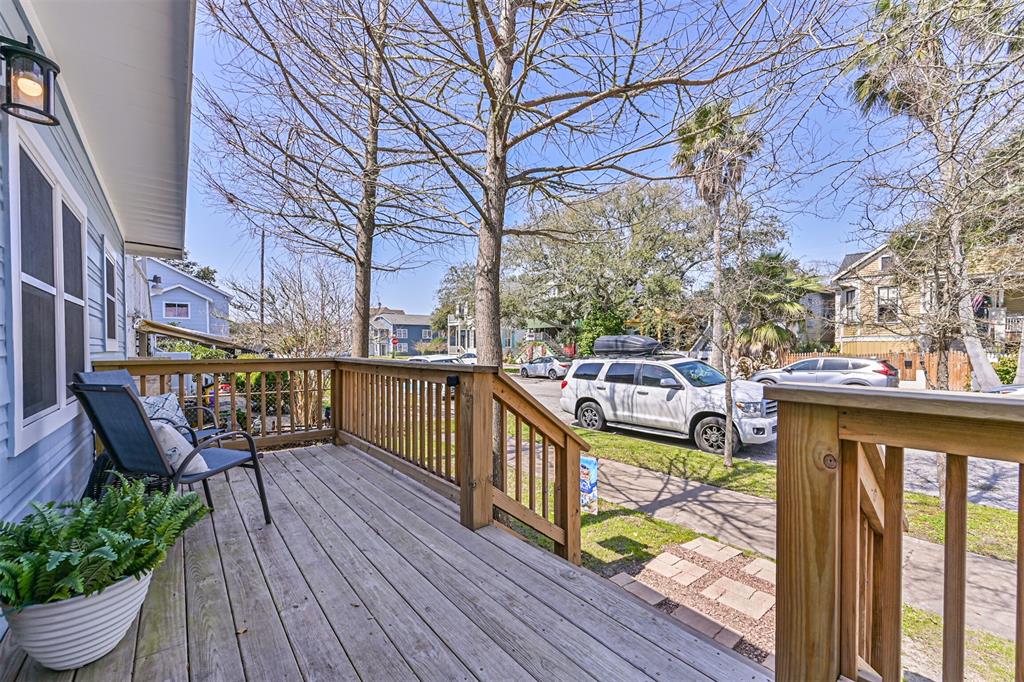 1615 Avenue L, Galveston, Texas image 6