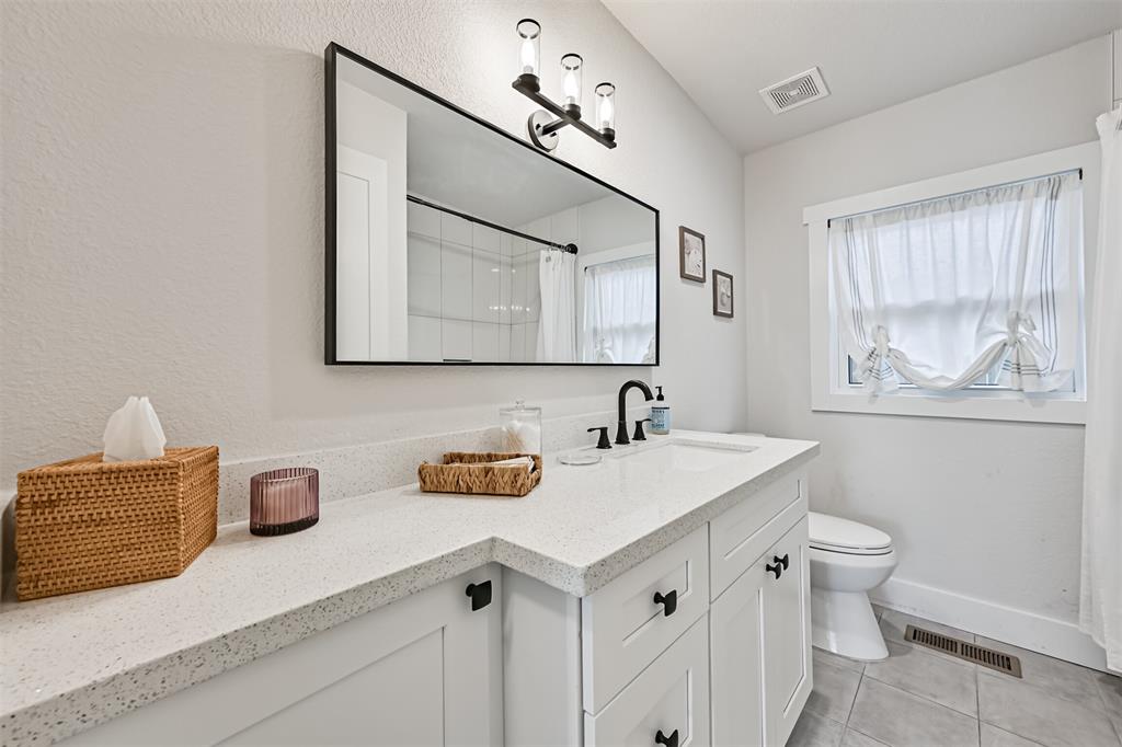 1615 Avenue L, Galveston, Texas image 32