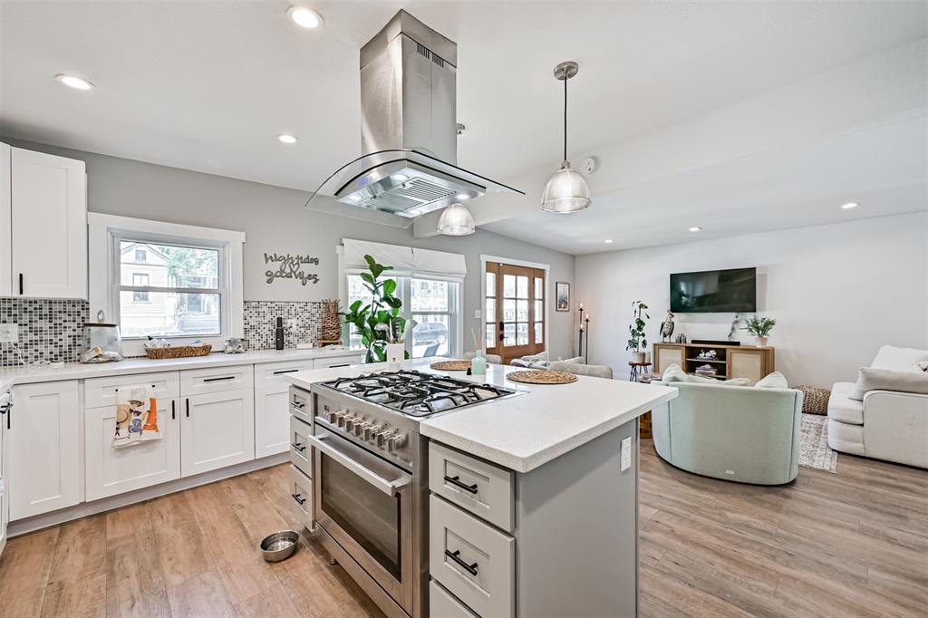 1615 Avenue L, Galveston, Texas image 18