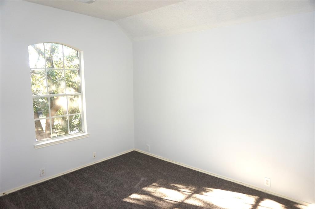 18810 Woodbreeze Drive, Humble, Texas image 35