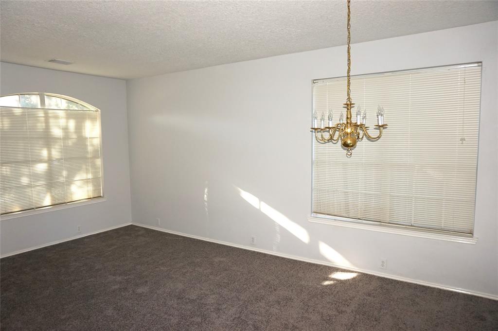 18810 Woodbreeze Drive, Humble, Texas image 9