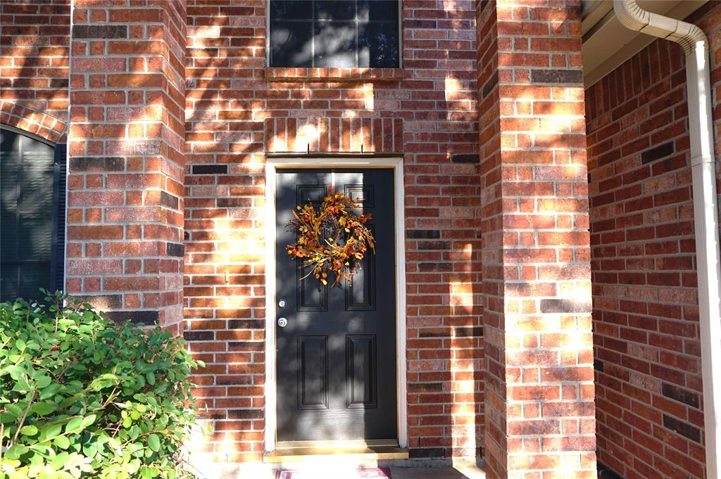 18810 Woodbreeze Drive, Humble, Texas image 3