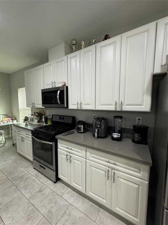 7981 Saint Louis Street, Houston, Texas image 9