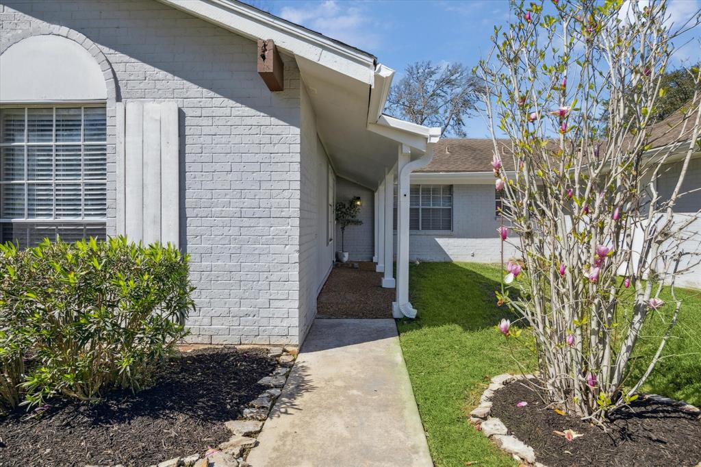 3018 La Quinta Drive, Missouri City, Texas image 2