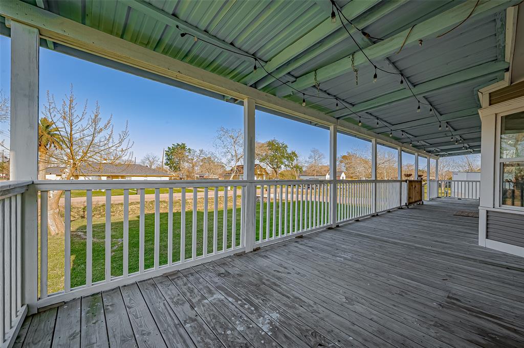206 S Idaho Street, La Porte, Texas image 6