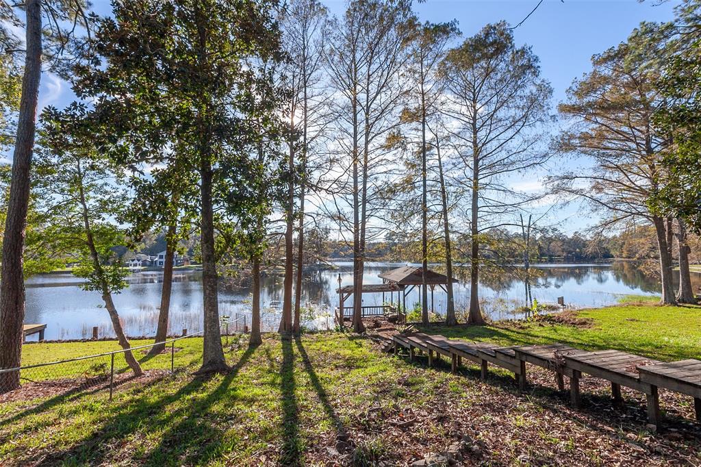 511 Cypress Bend Drive, Village Mills, Texas image 34