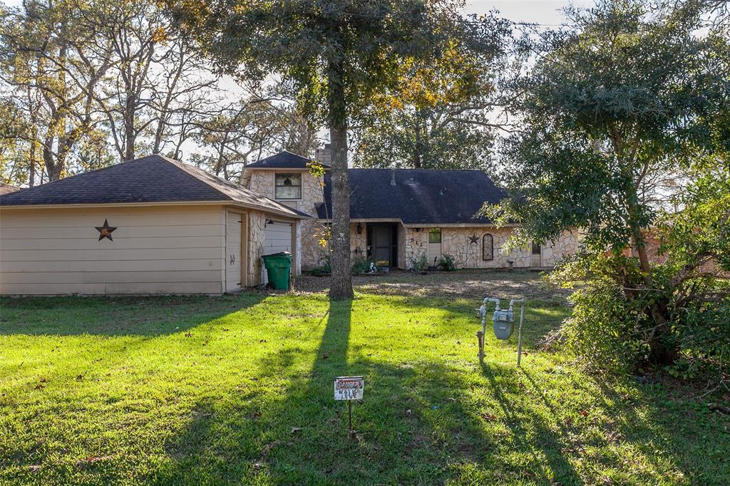 511 Cypress Bend Drive, Village Mills, Texas image 1